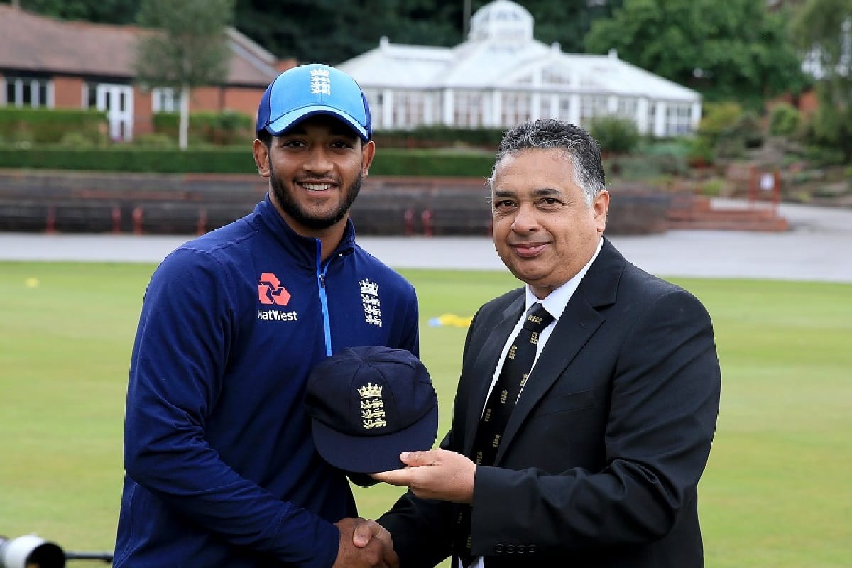 Ryan Patel get six wickets in just eleven balls against Somerset