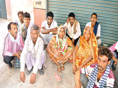 marriead women caught fire and died 