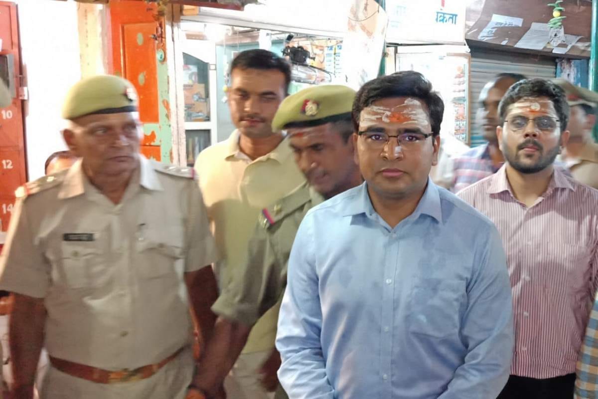 Varanasi new district magistrate worship in kashi vishwanath and kaal bhairav temple