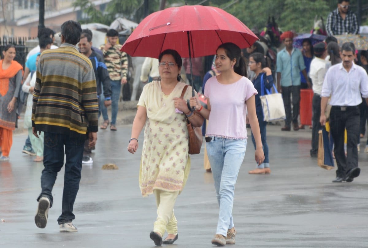 आज और झुलसाएगी गर्मी, कल से बारिश के आसार