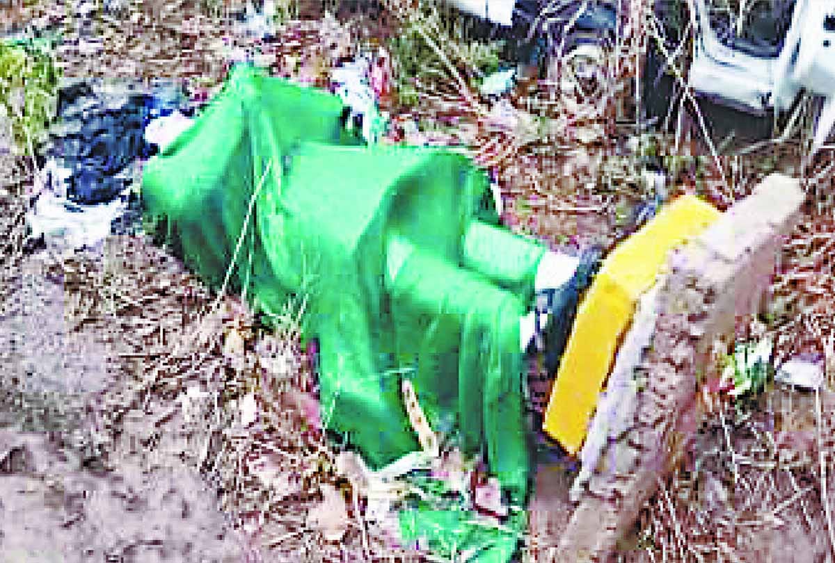 Ambedkar statue found in litter pile