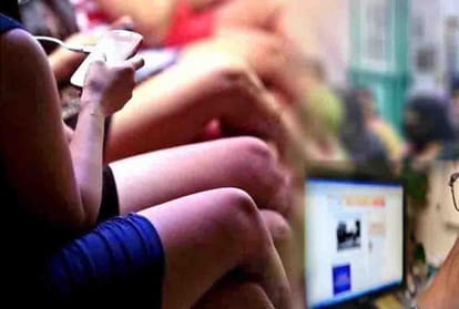 Online Sex Racket run by facebook page