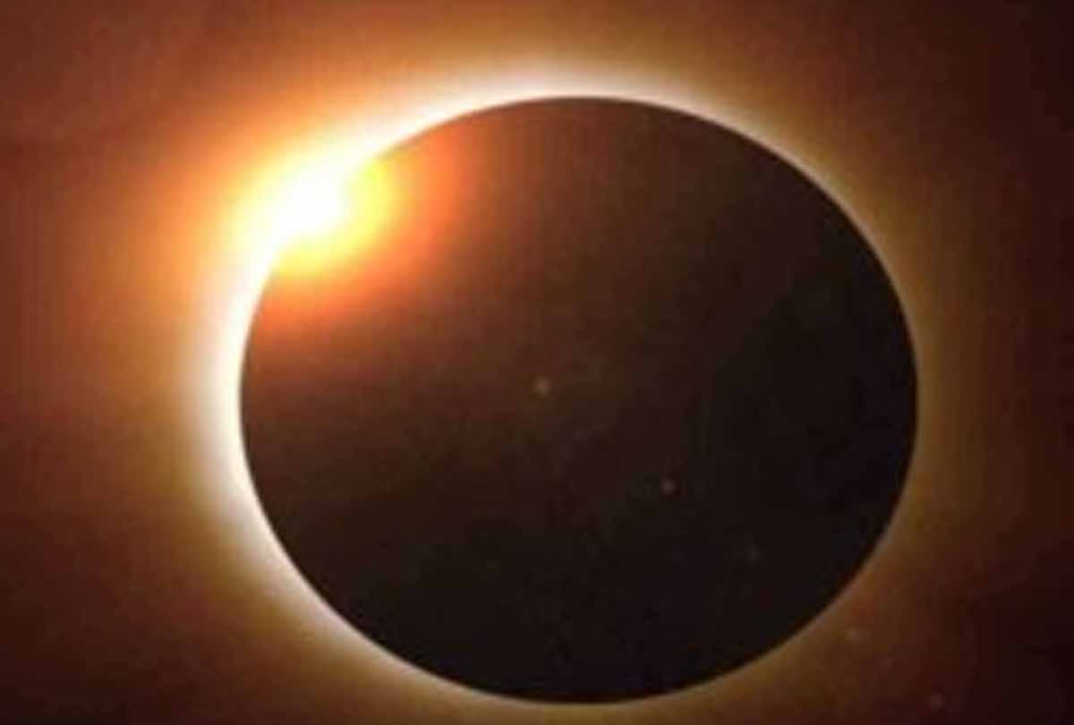Lunar eclipse on twenty seven July