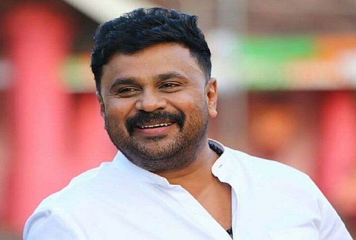 Four actresses resign Malayalam film artists body 