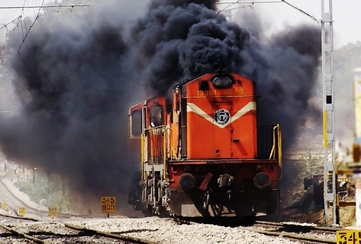 Know Why are diesel locomotives in Indian Railways not switched off 