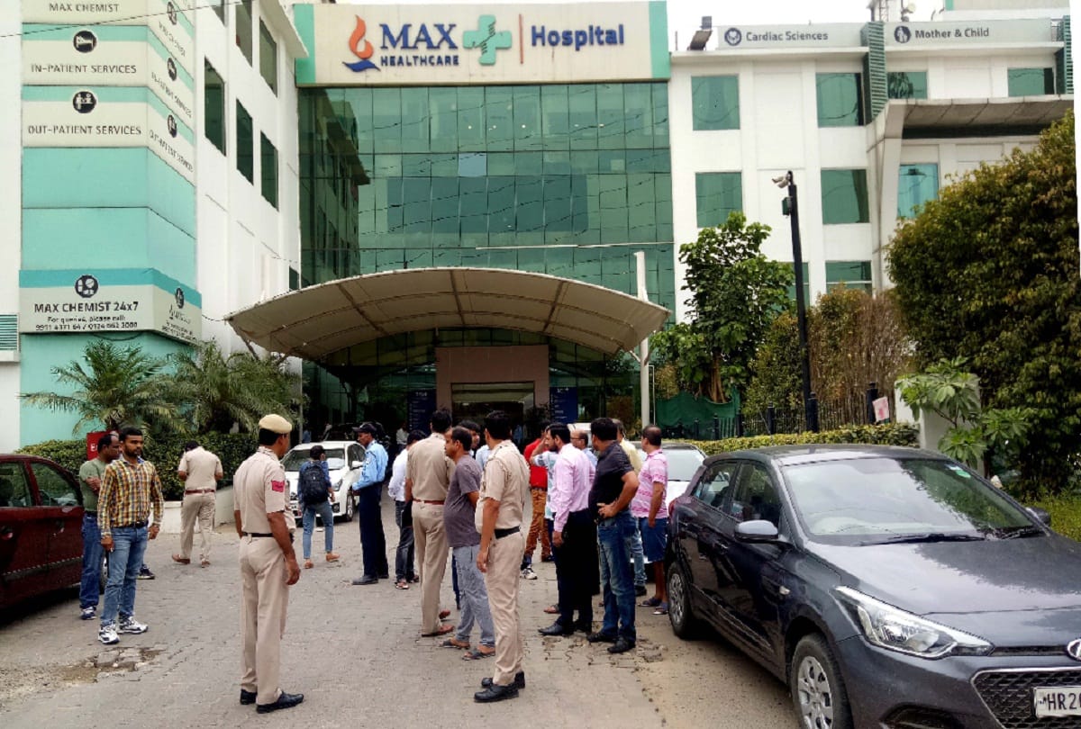 death of a woman in Max Hospital,Gurugram, hospital make 16 lakhs bill instead 4 lakh