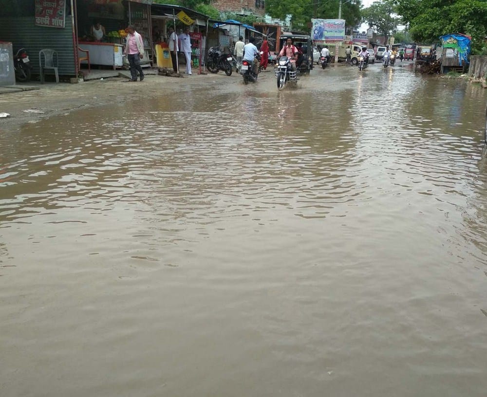 heavy rain in city0