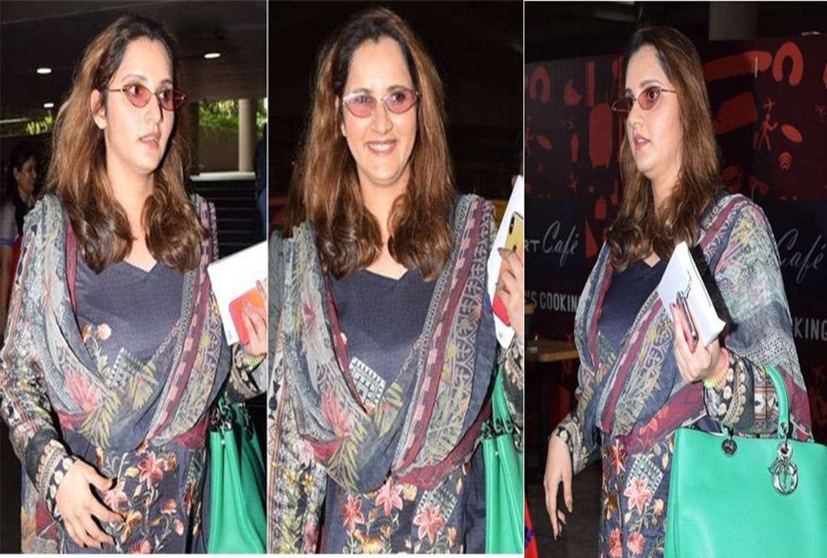 Sania Mirza flaunt her baby bumps as they get clicked at the airport