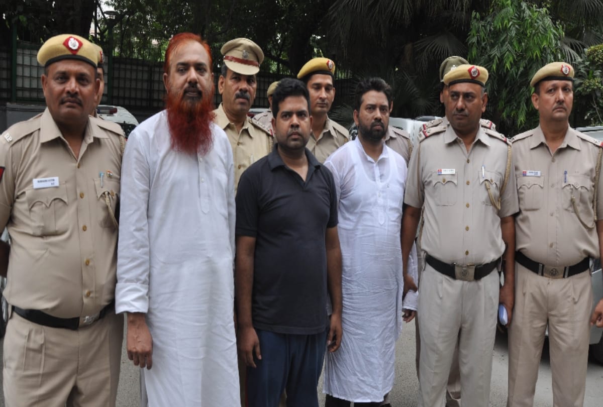 delhi murderer engineer who chopped her wife in 7 pieces their love story