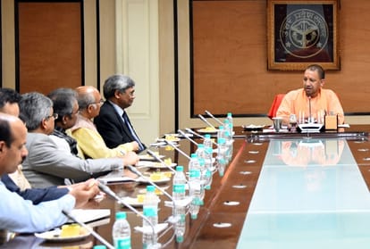  yogi adityanath meets to ambassadors deployed in other countries.