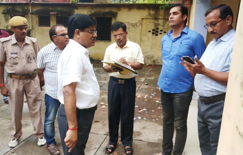 10 officials - employees got absent