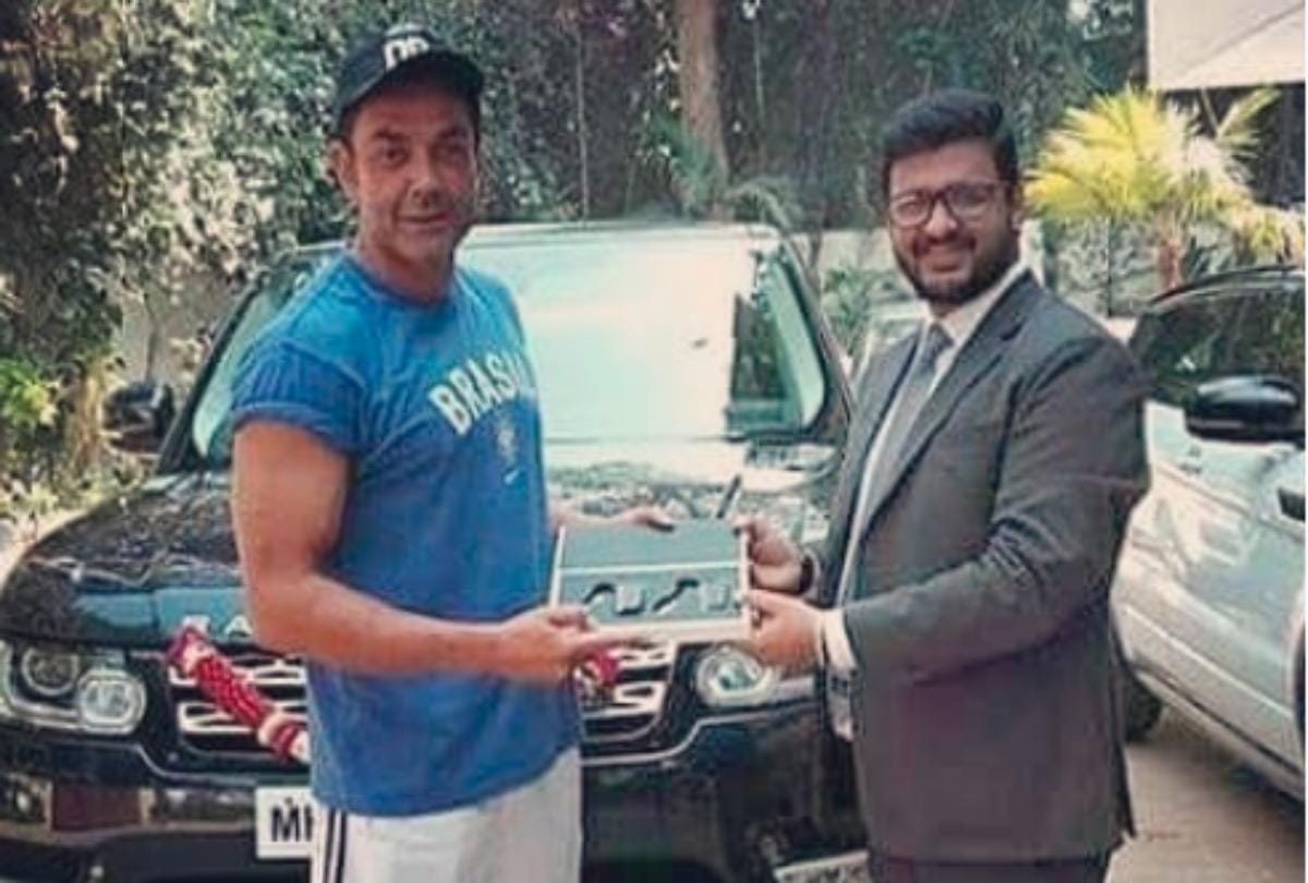 after race 3 success bobby deol gift Range Rover Sport car gift himself
