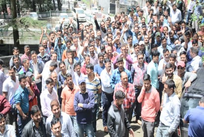 63 employees of ambulance rusticated, 200 will return to work