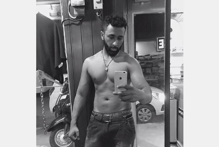 Bouncer arrested for stealing accessories