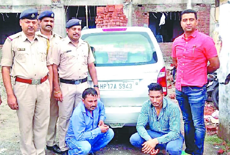 पांवटा से चोरी कार शिमला में बरामद, दो आरोपी गिरफ्तार