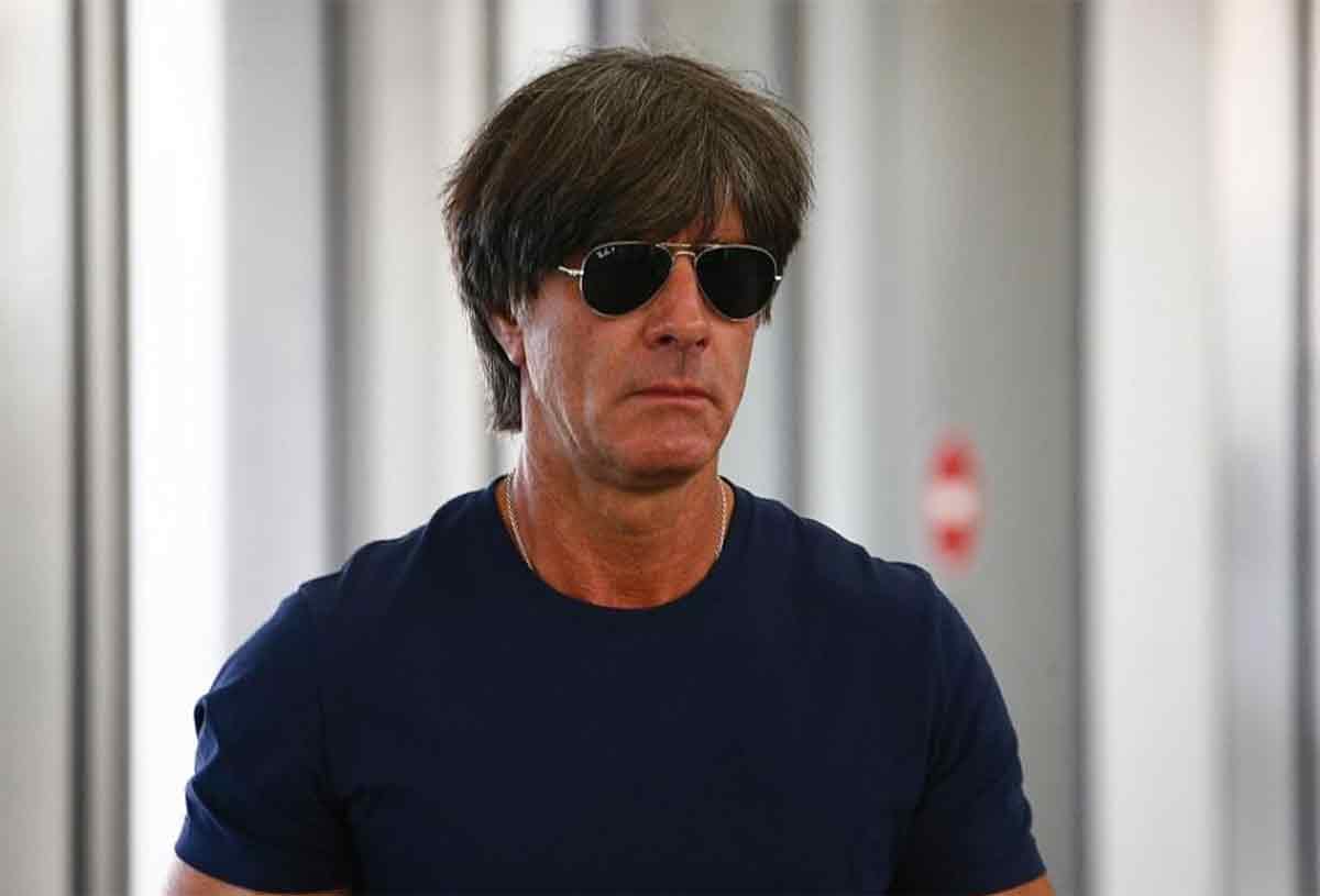 germany returns to home apologize to fans said we deserve to be home