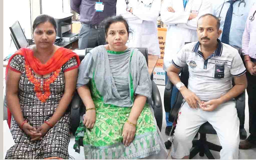 the sister donated kidney to her brother, saved his life