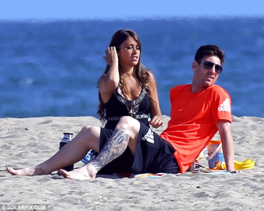 Fifa world cup 2018: footballer lionel messi and his girlfriend rocuzzo love story is very romantic 