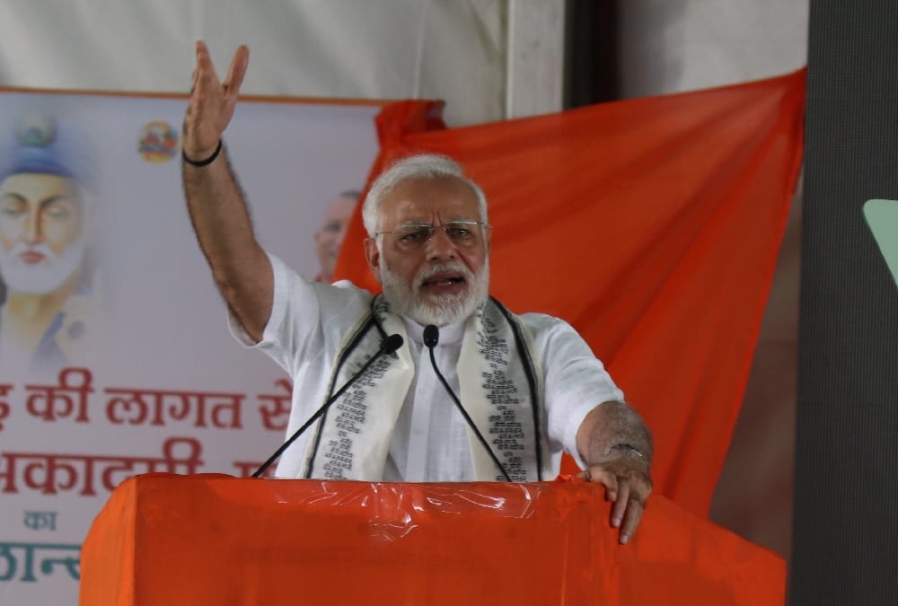 prime minister narendra modi comments on grand alliance for 2019.