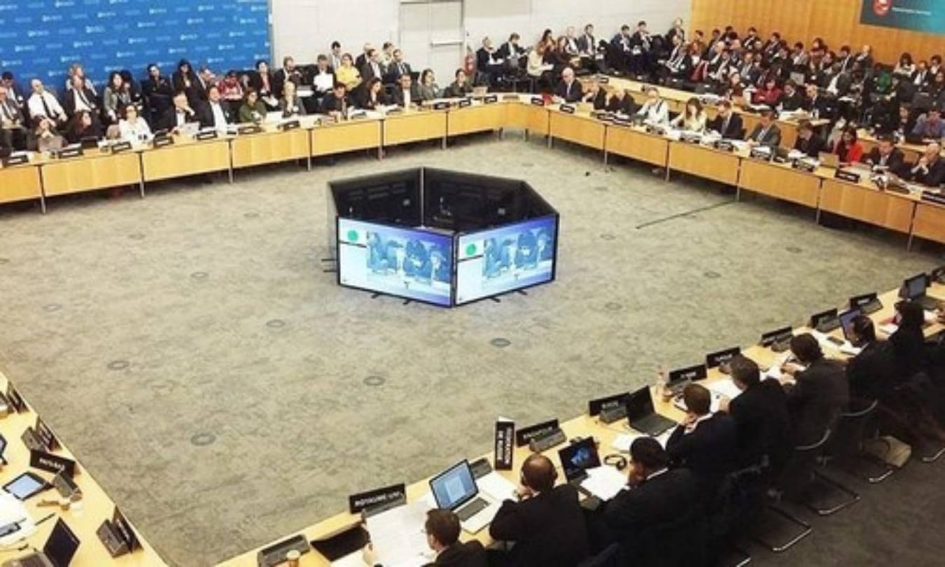 Pak mandates currency declaration by all int'l passengers to fulfil FATF condition