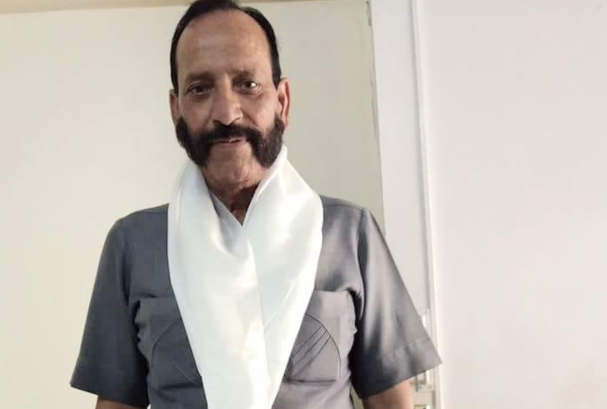 BJP MP shanta kumar personal security officer age is 64