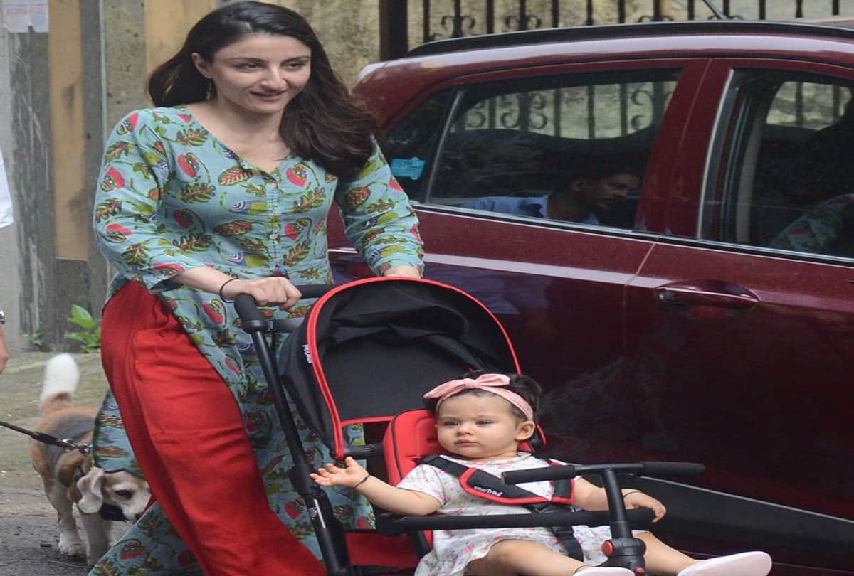 Soha Ali Khan take evening walk With Her daughter Inaaya