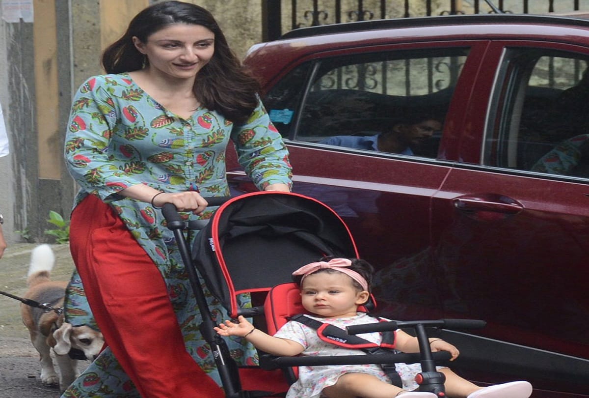 Soha Ali Khan take evening walk With Her daughter Inaaya