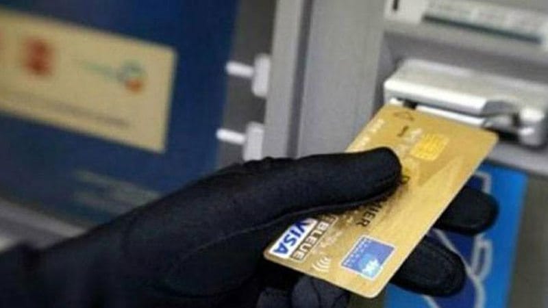 thugs extort money from foreign citizen credit card