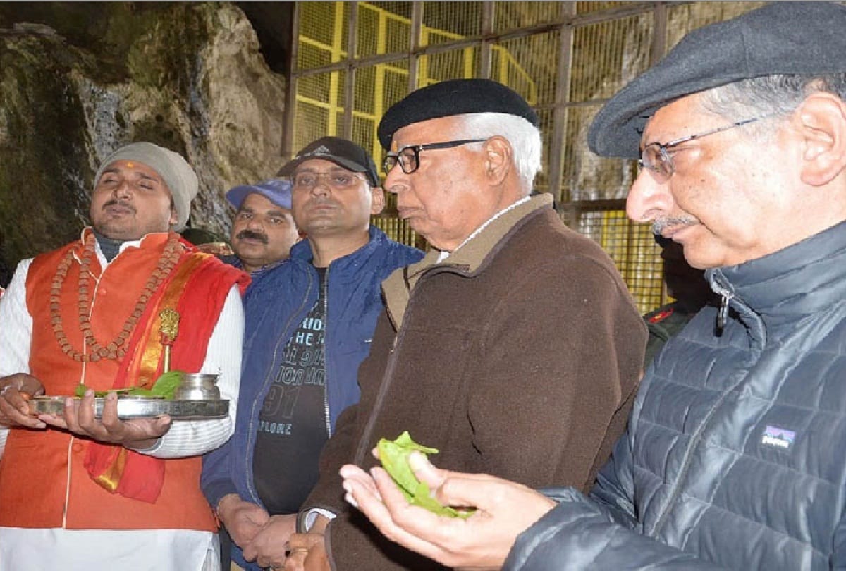 Amarnath yatra-1007 pilgrims visit in worst weather, heavy rain and snowfall near the holy cave
