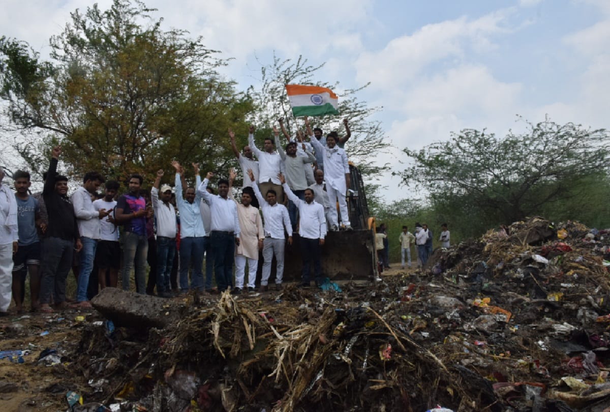 Dumping ground- protest in Mubarikpur  23 arrested action under 7 Criminal Act