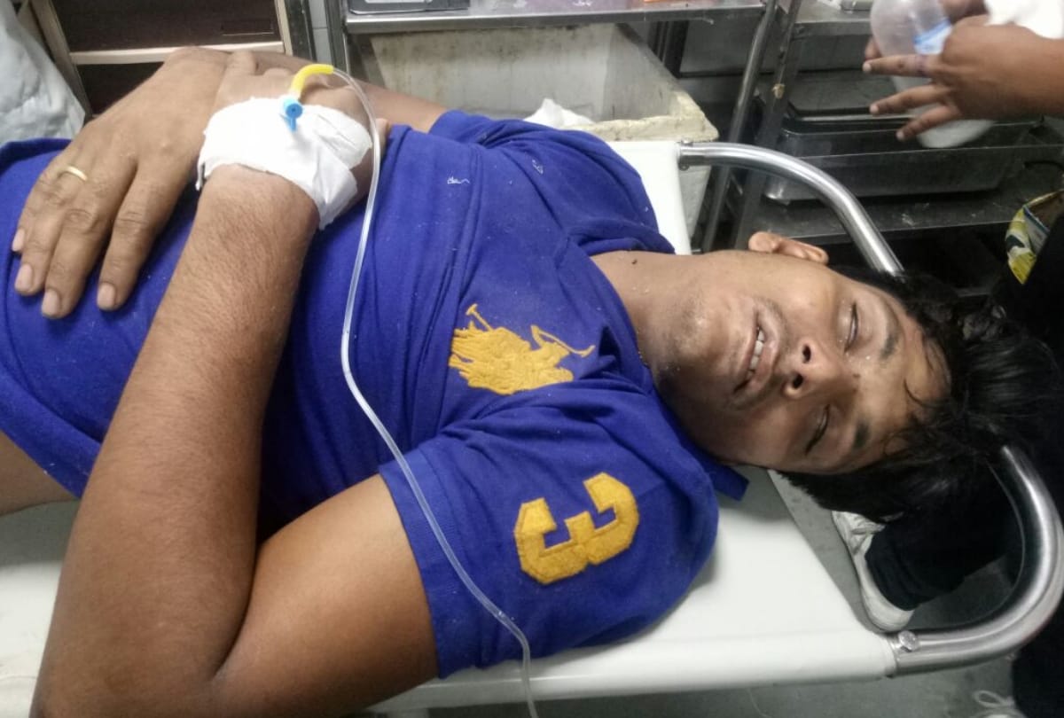 two robbers injured during encounter in lucknow