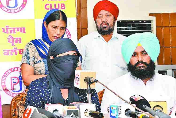 dsp daljit singh dhillon suspend after rape allegation 