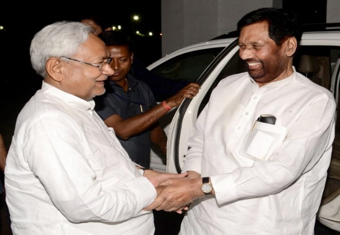 Ram Vilas Paswan says Nitish Kumar is with NDA and will remain 