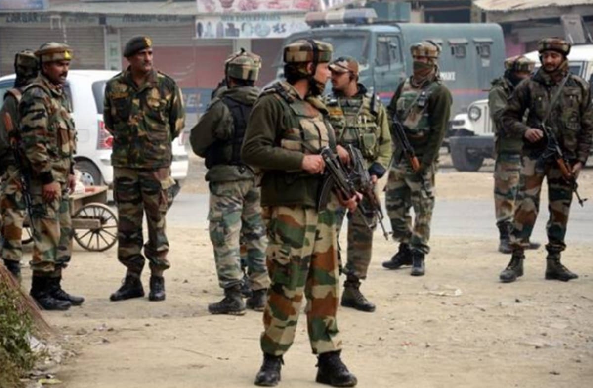jammu and kashmir DSP Devinder Singh was named in the Parliament attack