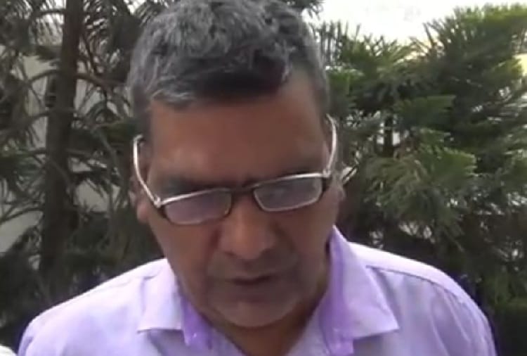 Surabhi's father said - Daughter's life of negligence of company officials