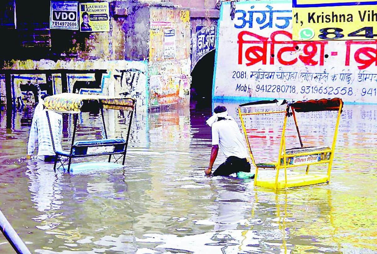 after the first rain, there is water logging in mathura 
