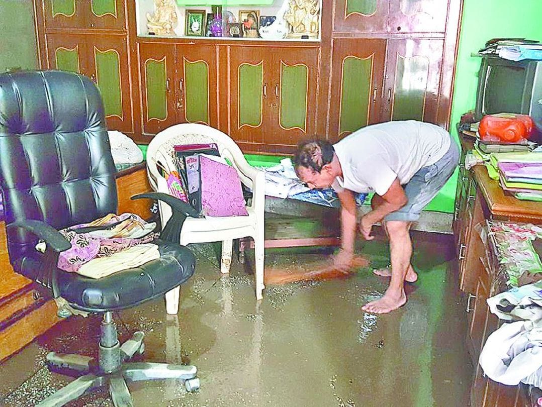 after the first rain, there is water logging in mathura 