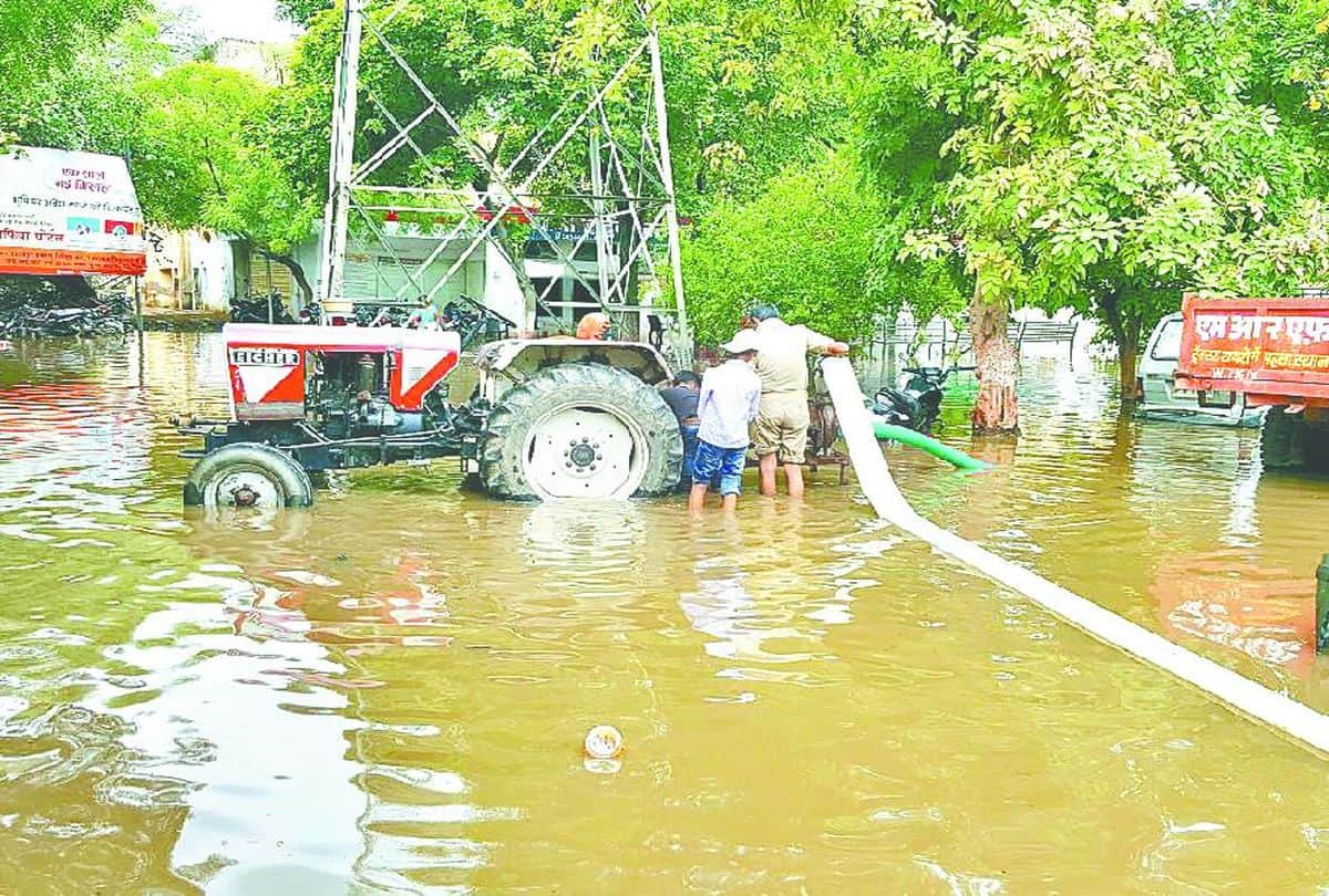 after the first rain, there is water logging in mathura 