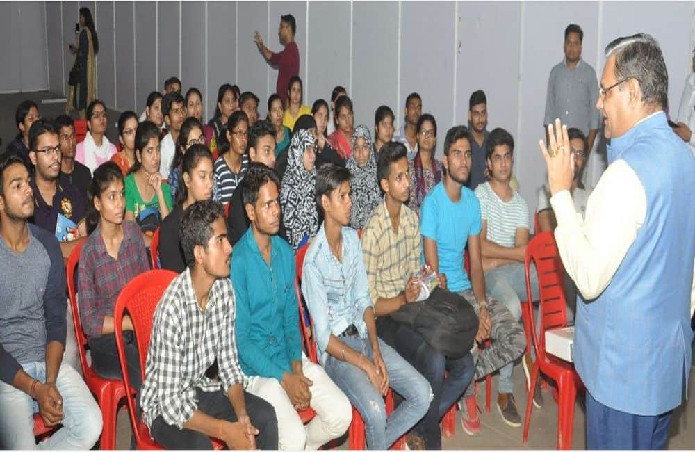 Amar Ujala Target the biggest Education Career Fair