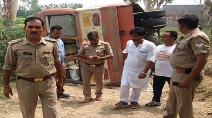 Bus accident in Muzaffarnagar, 12 injured 