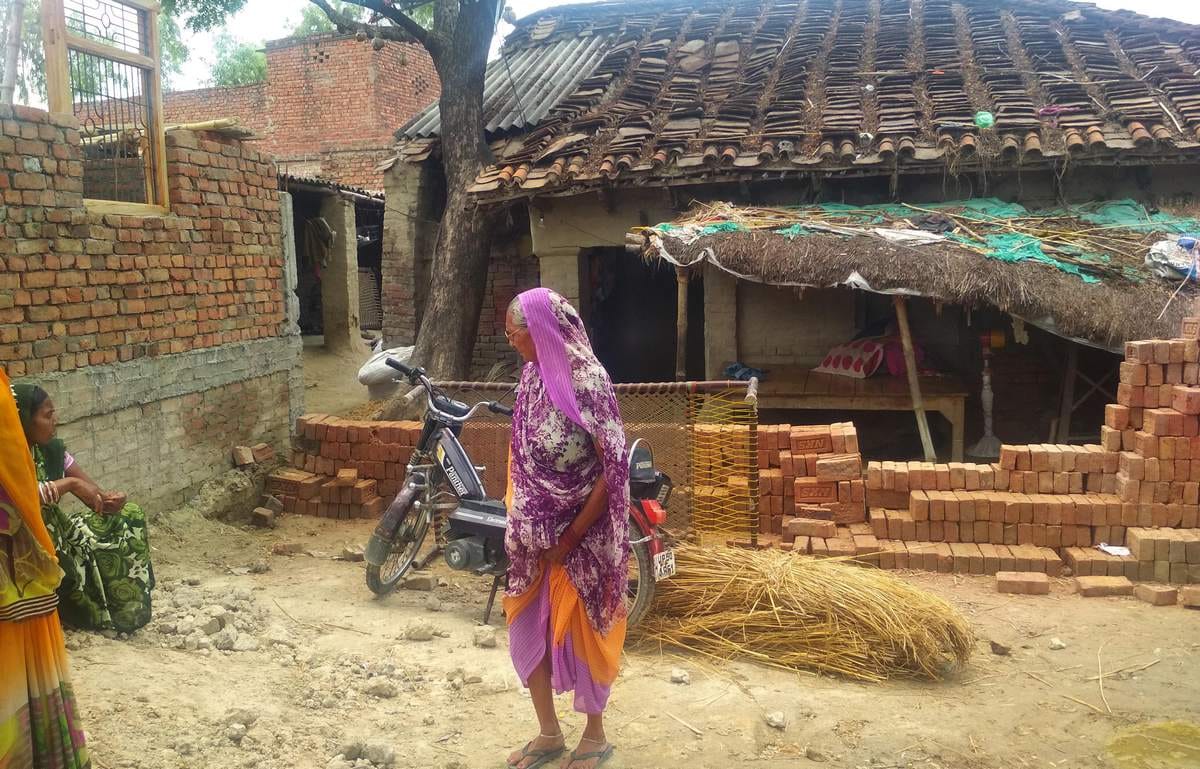 A man murder due to land dispute in azamgarh