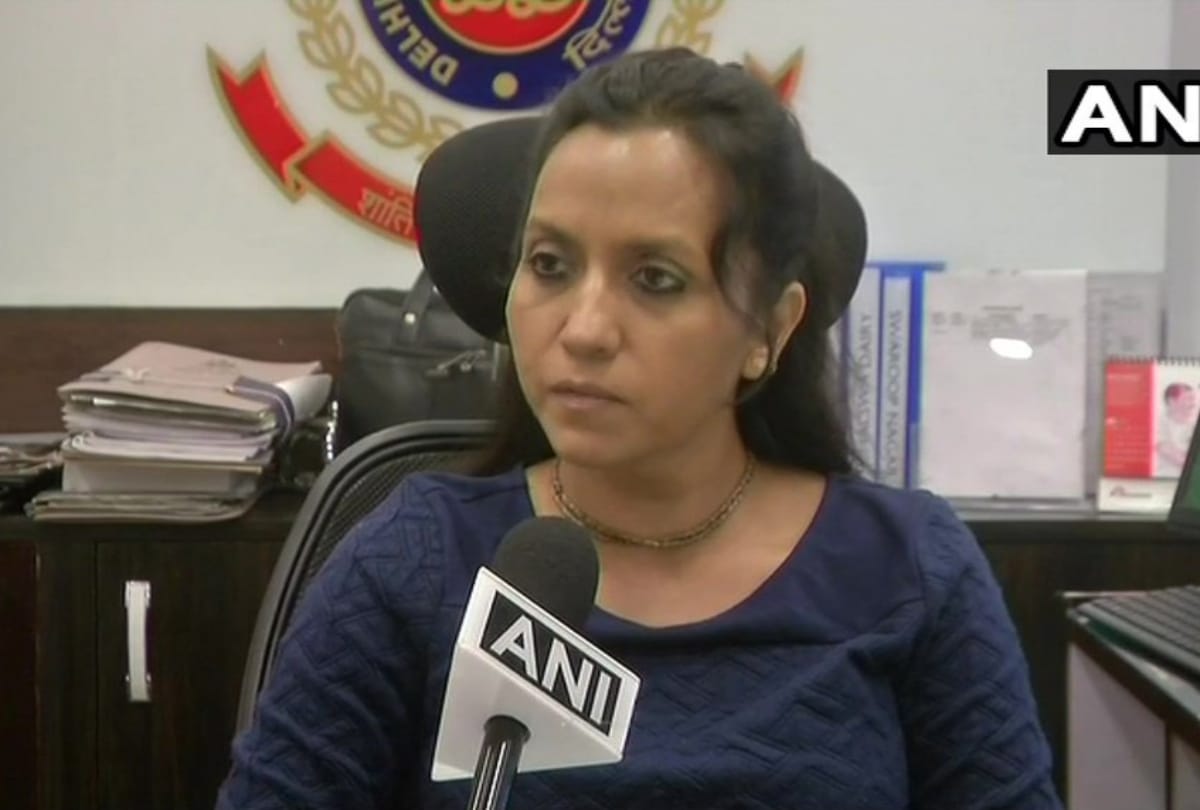 Delhi Dcp Aslam Khan help Family Living At Pak Border