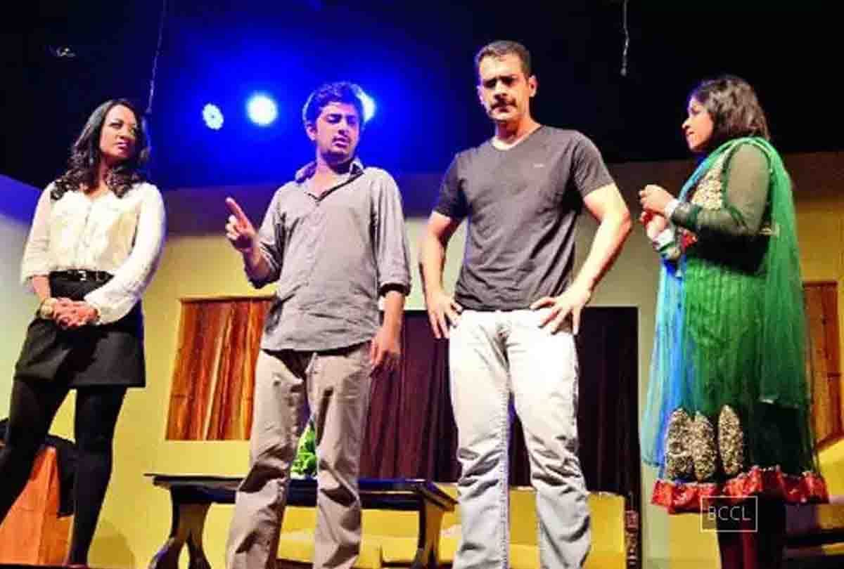 Story about theatre culture of kanpur