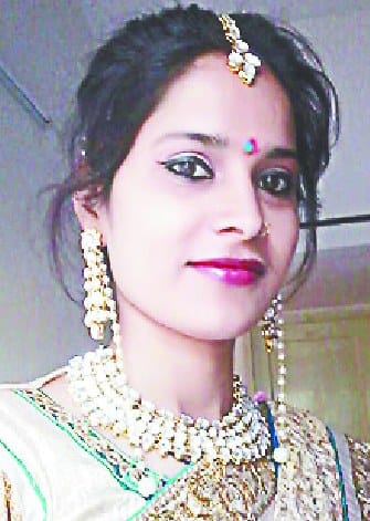 cantt me foji ne ki patni ki hatya