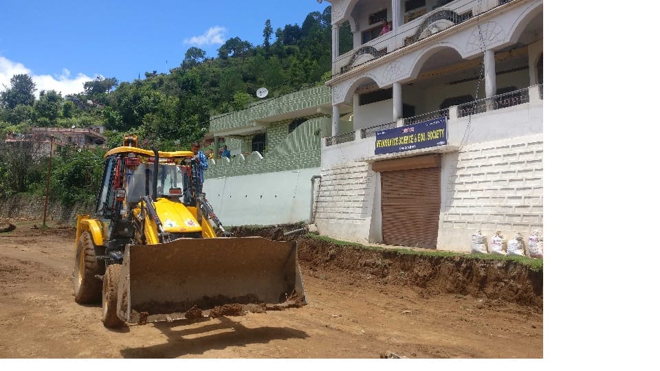 Resist digging from JCB to Bayalpata Turf