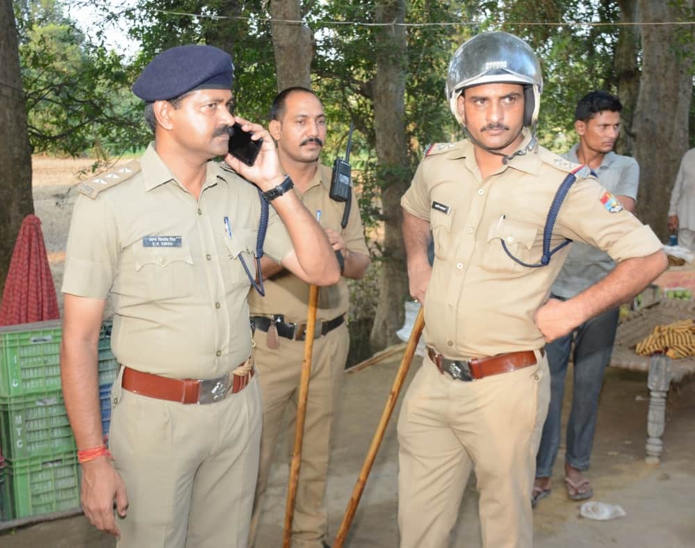 angry public broken more than 50 vehicle after accident
