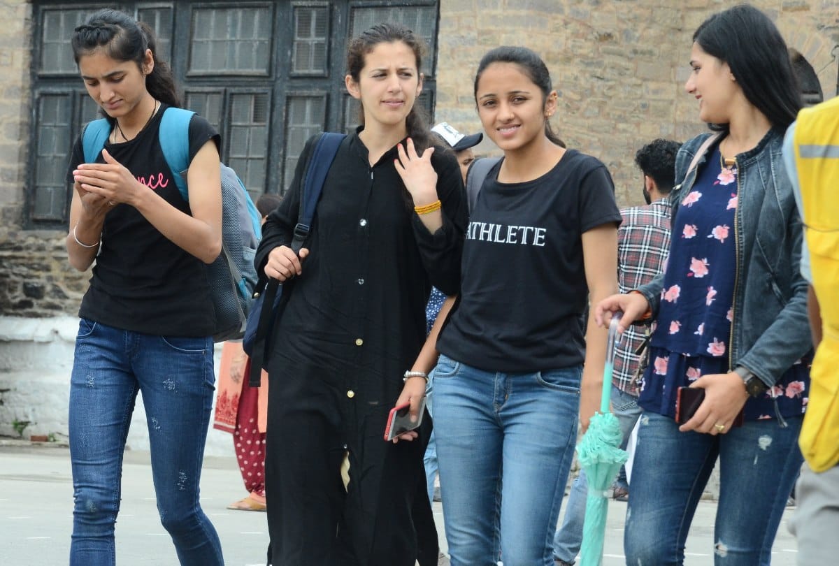 SBI Clerk Prelims Result 2018: examination Results declared check here