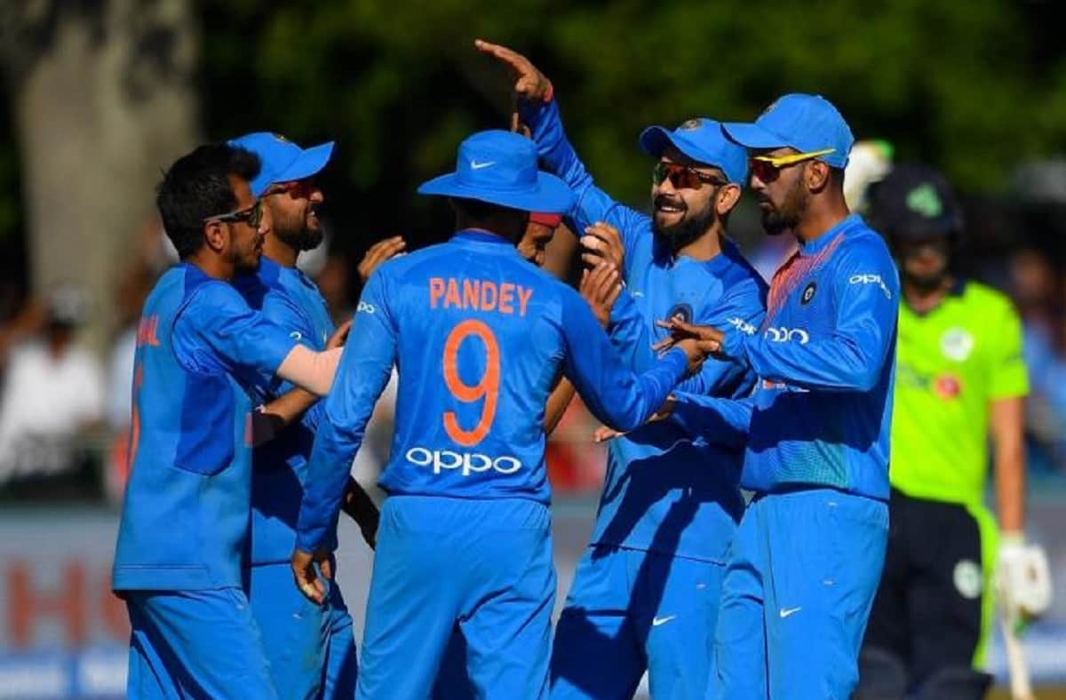 Hardik Pandya says that I havent seen anyone hit the ball as hard as Rohit sharma