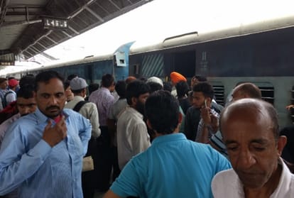   fire on Amritsar-Lalukan express General coach