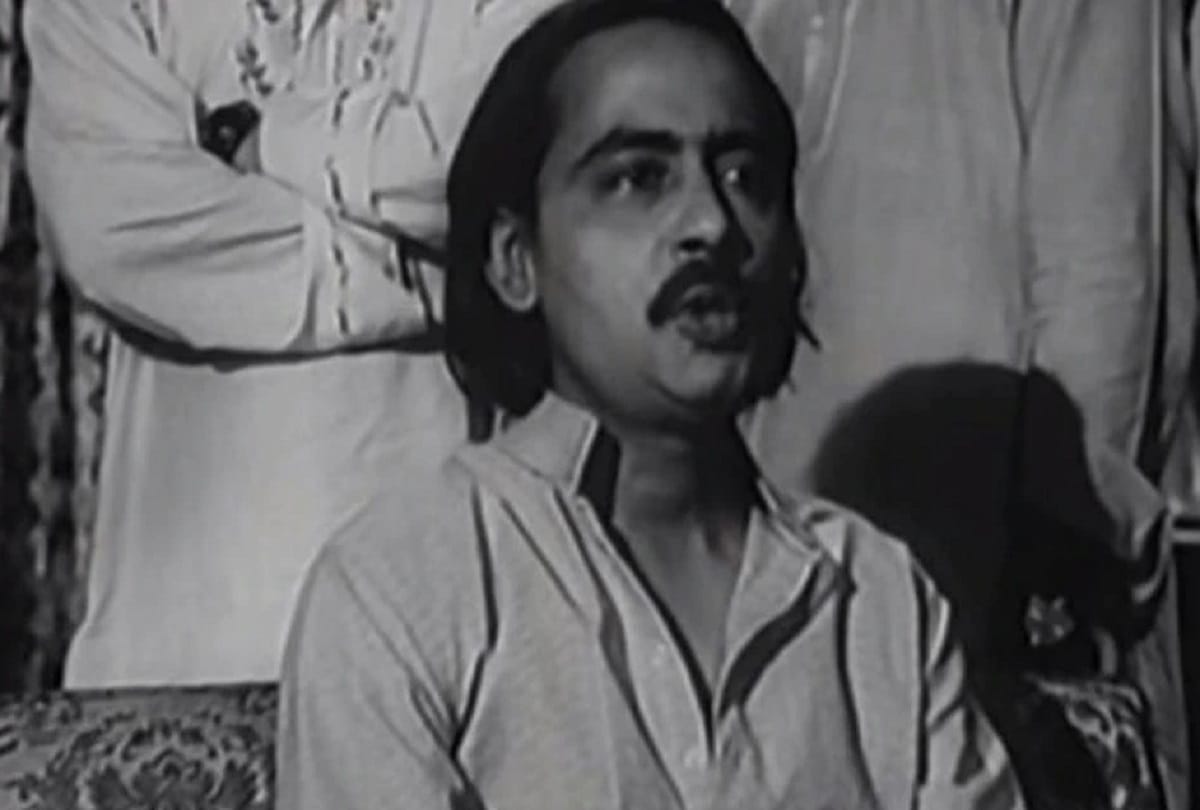 Bengali actor Chinmoy Roy falls off his apartment